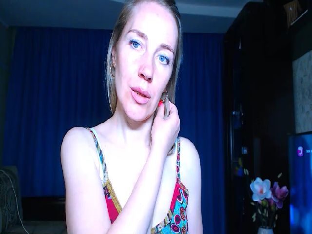 Live sex webcam photo for Oly_nice_ #256460186