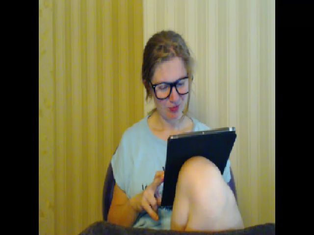 Live sex webcam photo for A_Girlie #259798728