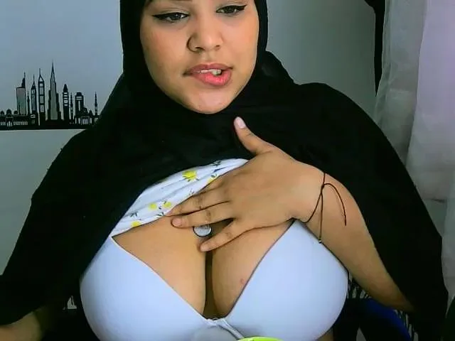 Live sex webcam photo for Shalyn_ #259551721