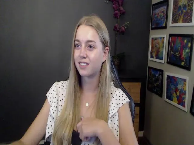 Live sex webcam photo for LUSTerica #253395362