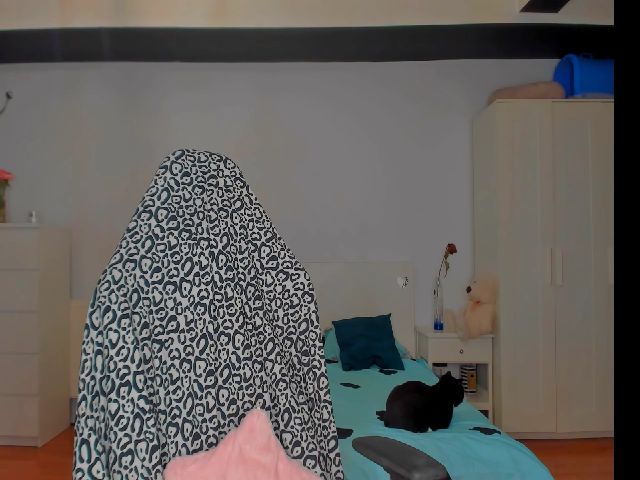 Live sex webcam photo for LilKassandra #258801478