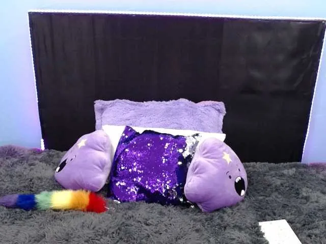 Live sex webcam photo for erika-roa #251070616