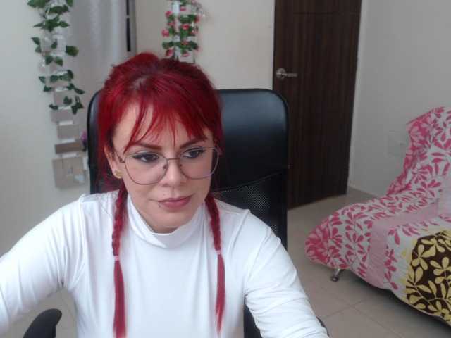 Live sex webcam photo for MILF-KAROL #243161328