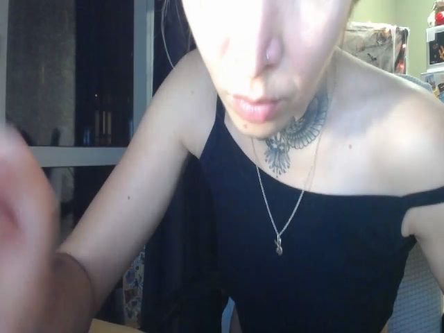 Live sex webcam photo for Angie_Wild #257798675