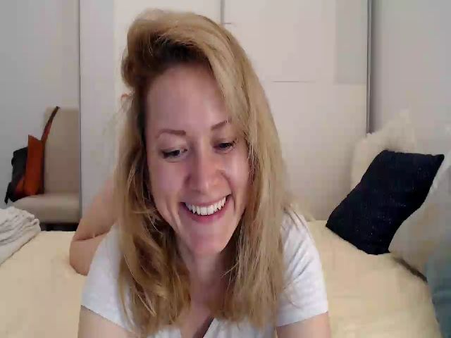 Live sex webcam photo for TessaPerf #263270502