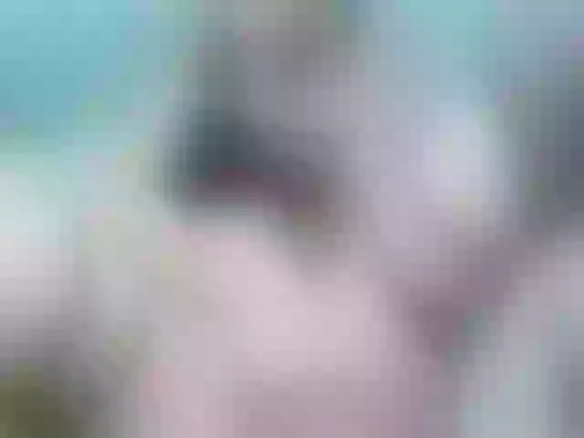 Live sex webcam photo for White_Pie #264732239