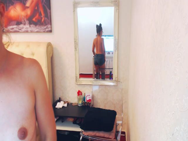 Live sex webcam photo for AlishaPacari #259548517