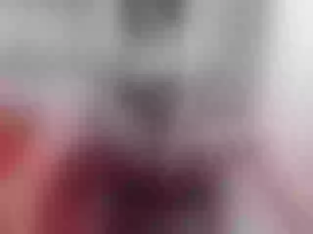 Live sex webcam photo for JullieMilf #263778629