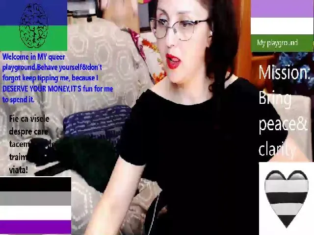 Live sex webcam photo for ImperatrizaS #252932487