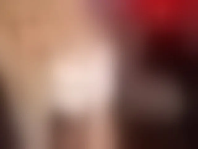 Live sex webcam photo for EmbryOlisse #257134393