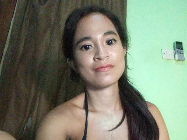 Live sex webcam photo for laravictoria #241207430