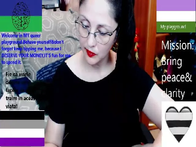 Live sex webcam photo for ImperatrizaS #252640445