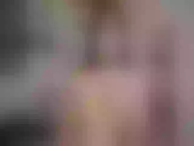 Live sex webcam photo for Noonalatin #254871781