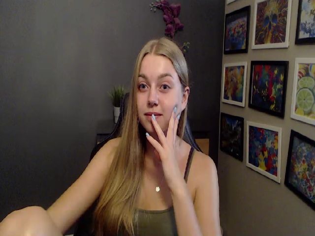 Live sex webcam photo for LUSTerica #253712434