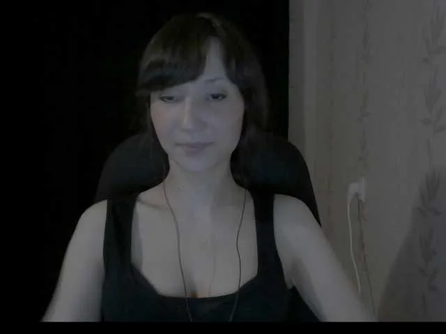 Live sex webcam photo for RenieCalm #242753895