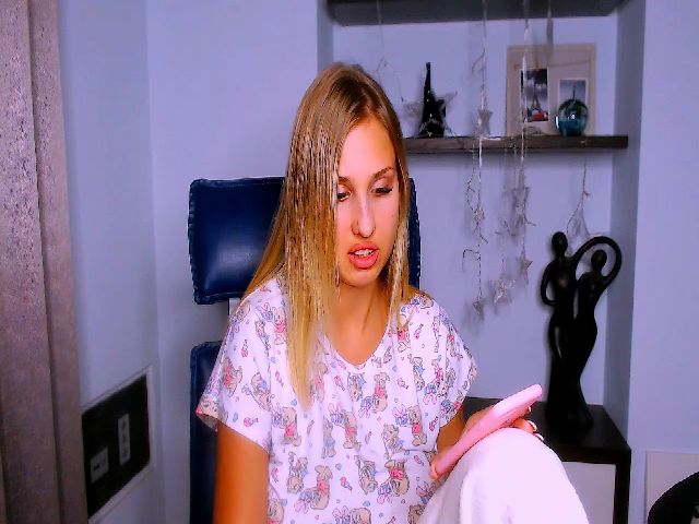 Live sex webcam photo for Vital__Force #257499179