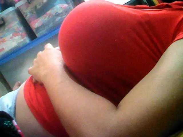 Live sex webcam photo for BarbieBigTits #241108149