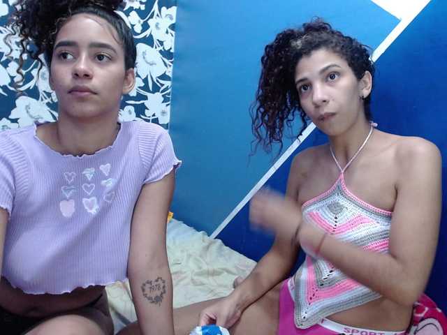 Live sex webcam photo for DualGirlsx1 #262042337