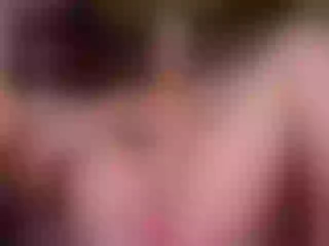 Live sex webcam photo for JenniferLuvv #253709017