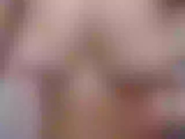 Live sex webcam photo for HelenAmour #264332844