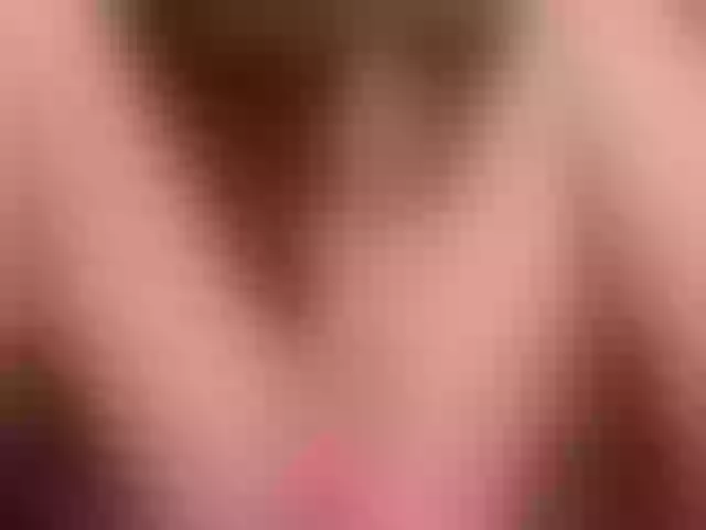 Live sex webcam photo for JenniferLuvv #253362208