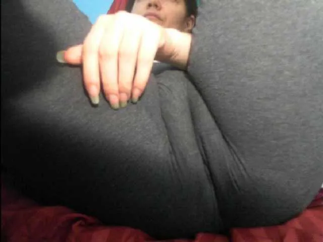 Live sex webcam photo for YourDesire36 #250381689