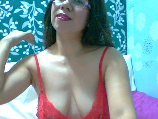 Live sex webcam photo for Scarletteb #244348593