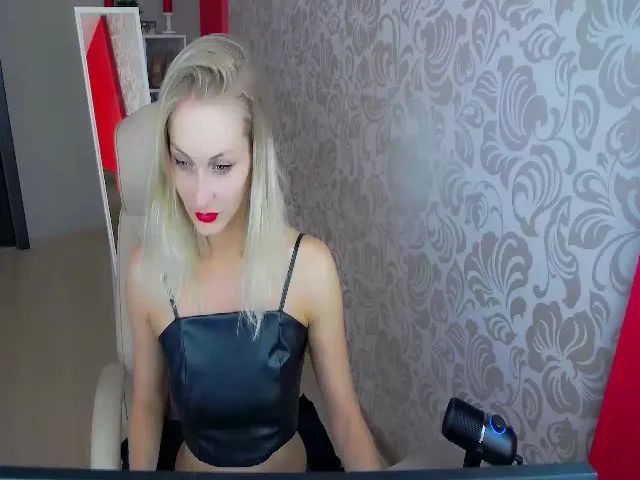 Live sex webcam photo for BlondiKatie #256696212