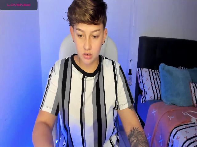 Live sex webcam photo for SalemJimenez #252389651