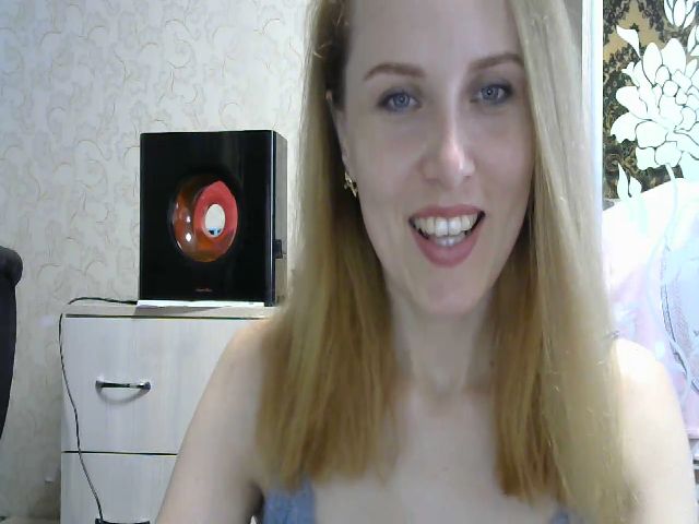 Live sex webcam photo for TrisMery #253707144