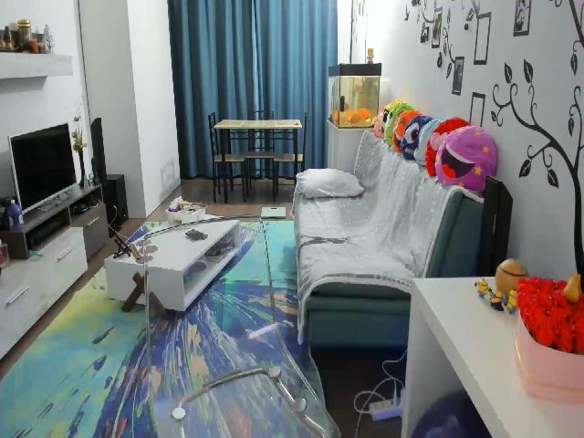 Live sex webcam photo for OneLife_ #256069346