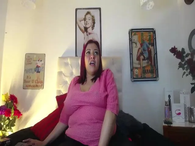Live sex webcam photo for Summynov #258617176