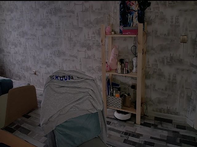 Live sex webcam photo for Blueberyy #255698825