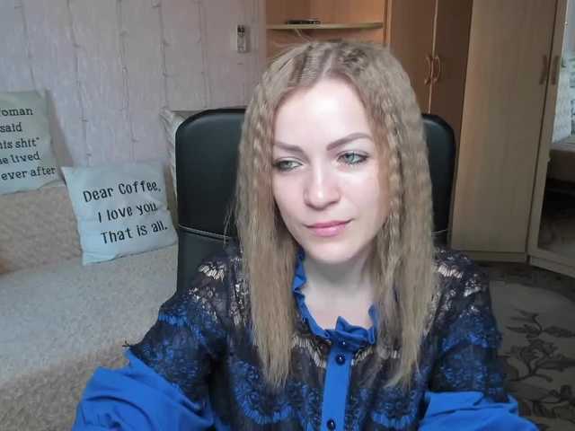 Live sex webcam photo for CherishSia #240927371