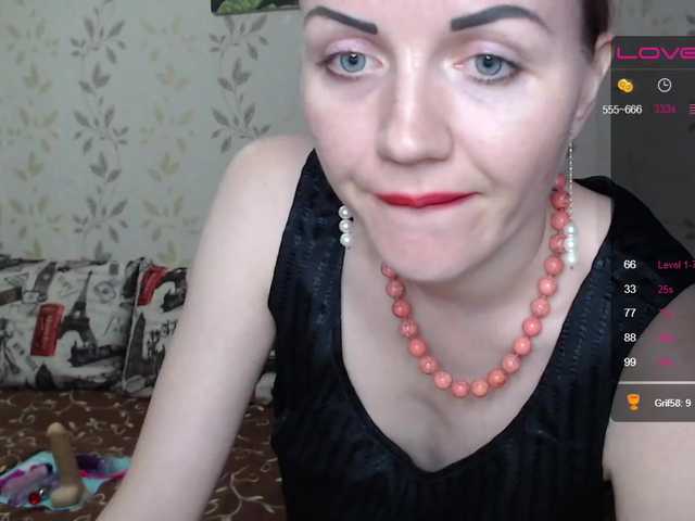 Live sex webcam photo for Alenushka888 #242142656