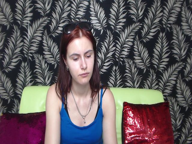 Live sex webcam photo for MollyTravis #260604799