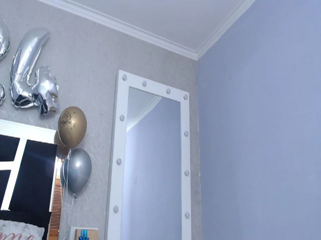 Live sex webcam photo for Pythonissa97 #264298498