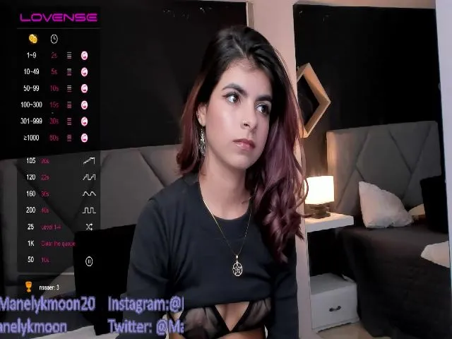 Live sex webcam photo for Manelyk_m #256333263