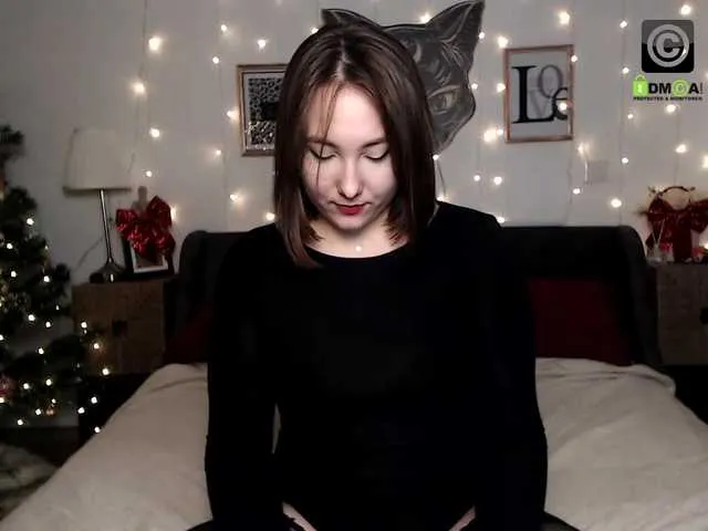 Live sex webcam photo for F0oxxxyAlice #240912306
