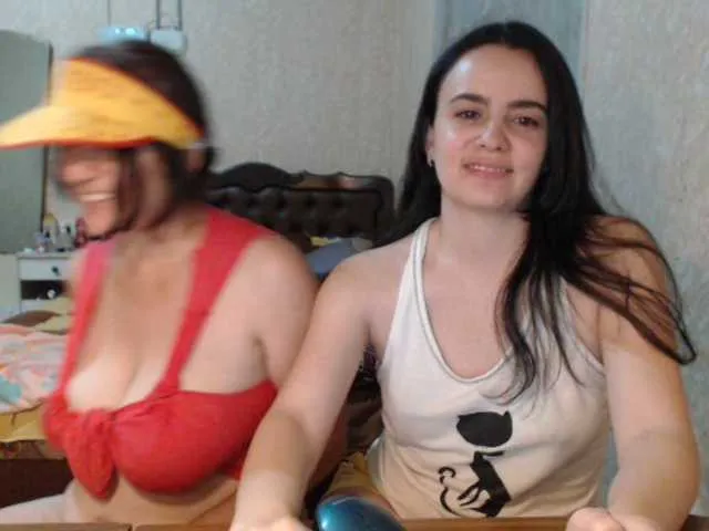 Live sex webcam photo for Katernia48 #263228992