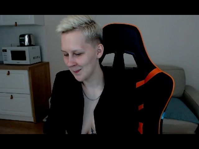 Live sex webcam photo for Oh_daisy #262314866