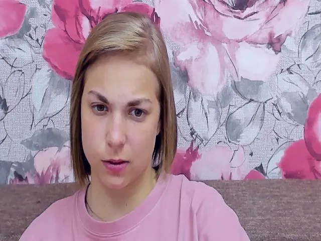 Live sex webcam photo for TataArdent #254617233