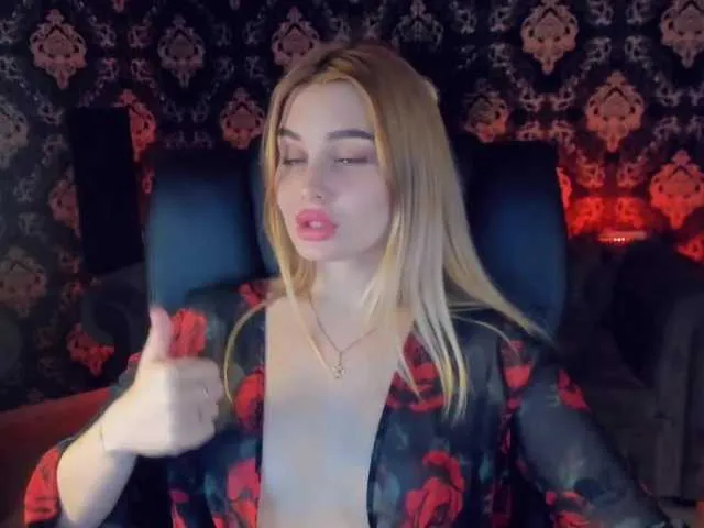 Live sex webcam photo for MillaDoll #241369559