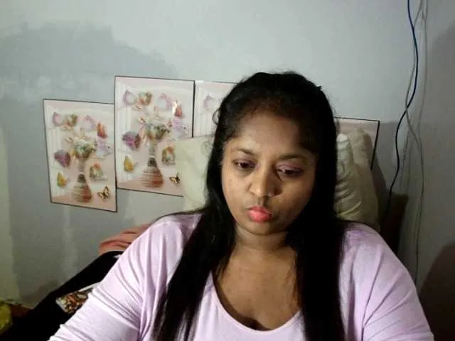 Live sex webcam photo for Indiantasha #287986102