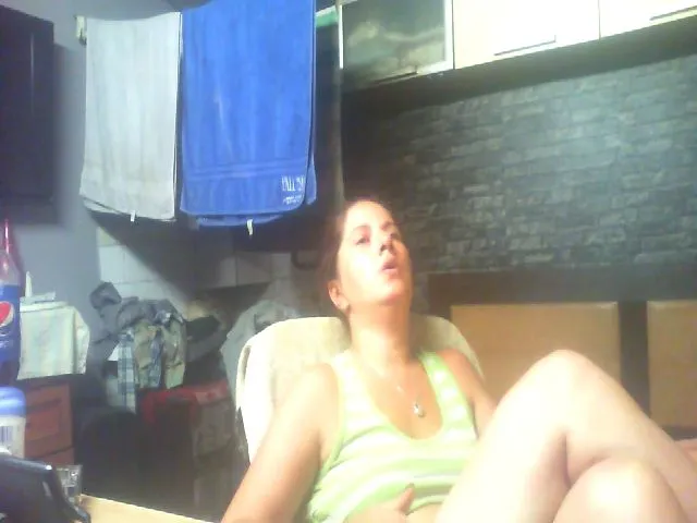 Live sex webcam photo for MGabrielle #263613495