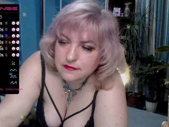 Live sex webcam photo for SmileOfAngel #248098596