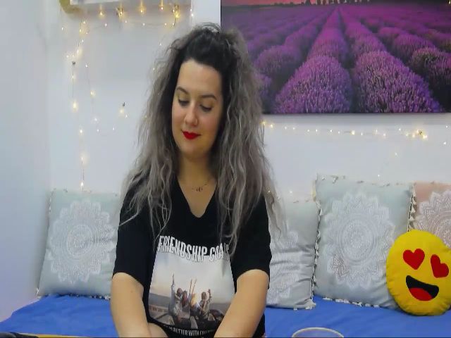 Live sex webcam photo for CurlyVibe #254672451