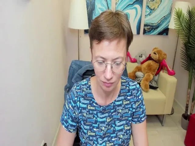 Live sex webcam photo for ConstanciaGod #256281032