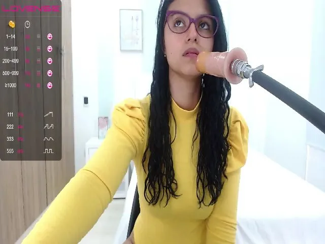 Live sex webcam photo for Lily_Evanx #265574228