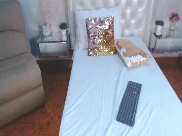 Live sex webcam photo for Rouse_bennett #259771942